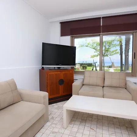 Elios - Beachfront, Big Gardens, Views , Bbq Chaniotis