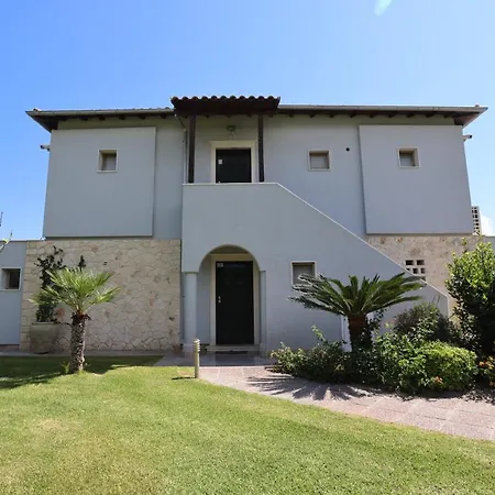 Villa Elios - Beachfront, Big Gardens, Views , Bbq