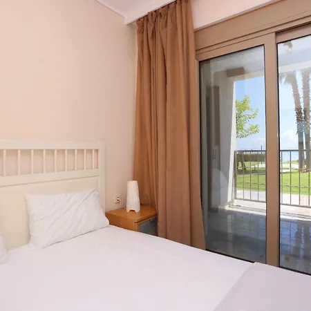 Elios - Beachfront, Big Gardens, Views , Bbq Villa *