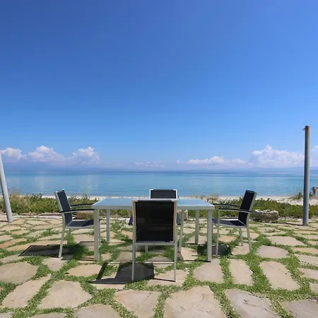 Villa Elios - Beachfront, Big Gardens, Views , Bbq