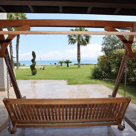 Elios - Beachfront, Big Gardens, Views , Bbq *