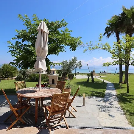 Elios - Beachfront, Big Gardens, Views , Bbq Villa